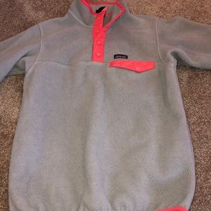 kids Patagonia pullover